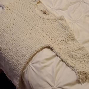 Frayed hem sweater